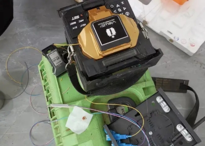 赣州市赣安科技有限公司&middot;赣州光纤熔接 融光纤 光纤维修 熔纤测试抢修 维修监控摄像头 维修门禁